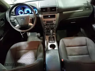2010 Ford Fusion SE с VIN 3FAHP0HA1AR343984, выставлен на аукционе Copart как лот 86097524 с пробегом 162 749 миль миль и Чистый • Clean title. История ставок и продаж доступна на DreamBid. Изображение 8.