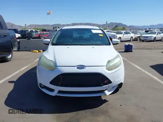 2014 Ford Focus ST with VIN 1FADP3L92EL341579, listed as a IAAI auction lot 42106528 with 104,150 mi miles and . Bid and sale history available at carsss.com. Image 12.