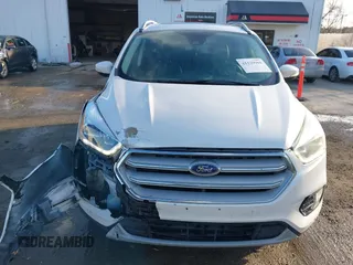 2017 Ford Escape Titanium with VIN 1FMCU9J98HUA04994, listed as a IAAI auction lot 41139988 with 136,989 mi miles. Bid and sale history available at carsss.com. Image 6.