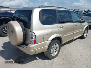 2006 Suzuki XL7 with VIN JS3TX92V064101841, listed as a IAAI auction lot 42672750 with 203,052 mi miles and . Bid and sale history available at DreamBid. Image 4.