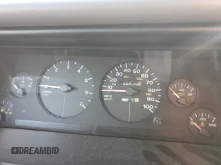 1994 Jeep Grand Cherokee Laredo с VIN 1J4GZ58S1RC119463, выставлен на аукционе Copart как лот 48240315 с пробегом 126 826 миль миль и Списание • Salvage title. История ставок и продаж доступна на DreamBid. Изображение 9.