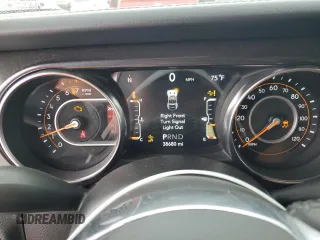 2021 Jeep Wrangler Unlimited Sahara Altitude with VIN 1C4HJXEGXMW671418, listed as a Copart auction lot 68116854 with 38,680 mi miles and Salvage title. Bid and sale history available at DreamBid. Image 9.
