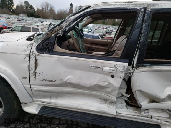 2001 Ford Explorer z VIN 1FMZU85P51ZA00343, wystawiony jako Copart lot #85793084 z przebiegiem Nie podano mil oraz Nie do naprawy • Non repairable. Historia ofert i sprzedaży dostępna na DreamBid. Obrazek 7.