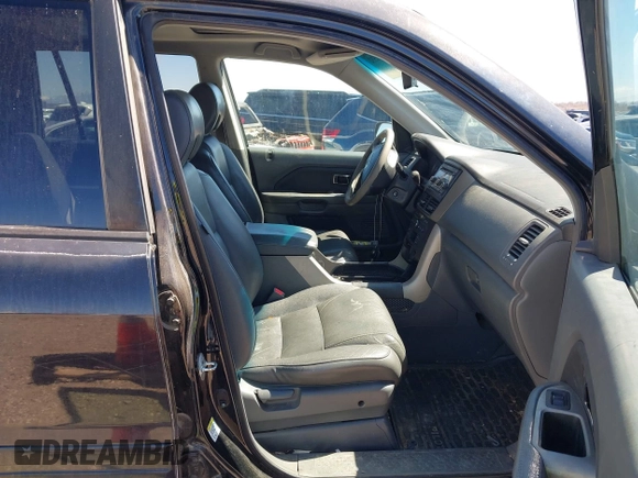 2008 Honda Pilot EX-L with VIN 5FNYF18598B027783, listed as a IAAI auction lot 41872532 with 225,562 mi miles. Bid and sale history available at carsss.com. Image 5.