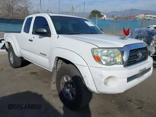 2008 Toyota Tacoma PreRunner with VIN 5TETU62N48Z497482, listed as a IAAI auction lot 41482266 with 249,891 mi miles. Bid and sale history available at carsss.com. Image 1.