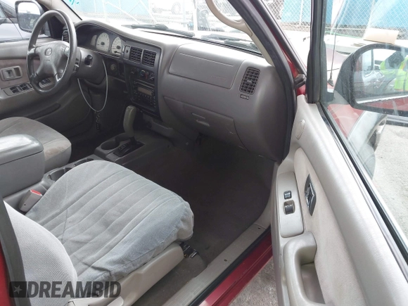 2002 Toyota Tacoma PreRunner with VIN 5TEGN92N42Z044759, listed as a IAAI auction lot 41724886 with 252,215 mi miles and . Bid and sale history available at DreamBid. Image 5.