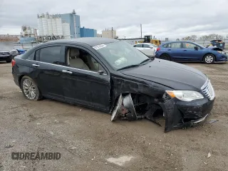 2011 Chrysler 200 Limited with VIN 1C3BC2FB8BN604975, listed as a Copart auction lot 81514224 with 139,368 mi miles and Salvage Title. Bid and sale history available at DreamBid. Image 4.