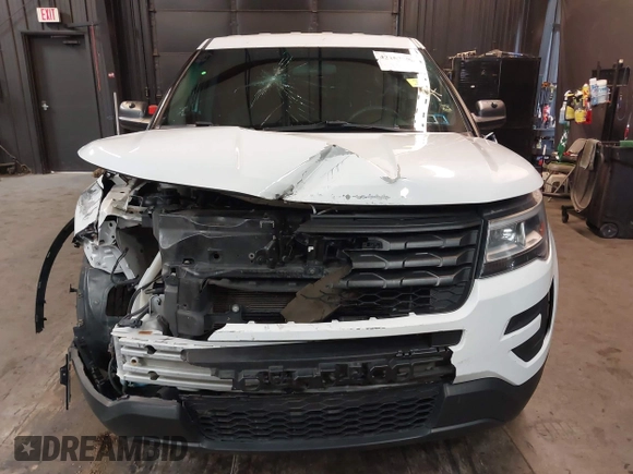 2016 Ford Police Interceptor Utility z VIN 1FM5K8ARXGGB88647, wystawiony jako IAAI lot #42167008 z przebiegiem 140 044 mil mil oraz . Historia ofert i sprzedaży dostępna na DreamBid. Obrazek 12.