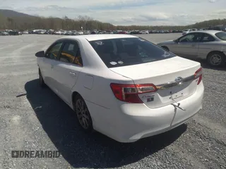 2014 Toyota Camry L with VIN 4T4BF1FK0ER340899, listed as a IAAI auction lot 41750760 with 179,934 mi miles. Bid and sale history available at carsss.com. Image 3.