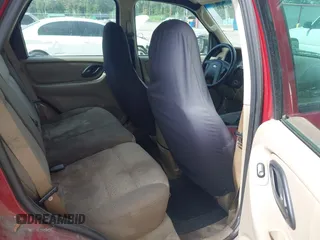2005 Ford Escape XLS Value с VIN 1FMYU02Z85KB05556, выставлен на аукционе IAAI как лот 42744846 с пробегом 364 675 миль миль и . История ставок и продаж доступна на DreamBid. Изображение 8.