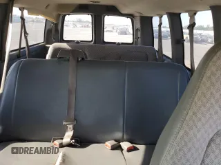 2006 Chevrolet Express Passenger z VIN 1GAHG35U361256706, wystawiony jako Copart lot #53382965 z przebiegiem 235 191 mil mil oraz Tytuł czysty. Historia ofert i sprzedaży dostępna na DreamBid. Obrazek 10.