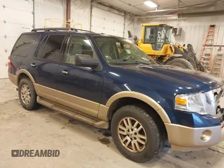 2012 Ford Expedition XLT z VIN 1FMJU1J52CEF06120, wystawiony jako IAAI lot #41099288 z przebiegiem 214 026 mil mil oraz . Historia ofert i sprzedaży dostępna na DreamBid. Obrazek 1.