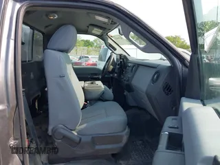2013 Ford F-250 XL with VIN 1FTBF2B62DEB30570, listed as a IAAI auction lot 42389432 with 77,983 mi miles and . Bid and sale history available at DreamBid. Image 5.
