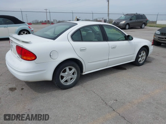 2003 Oldsmobile Alero GL1 z VIN 1G3NL52F83C155832, wystawiony jako IAAI lot #41895654 z przebiegiem 199 024 mil mil oraz . Historia ofert i sprzedaży dostępna na DreamBid. Obrazek 4.