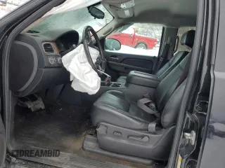2013 Chevrolet Tahoe LT with VIN 1GNSKBE03DR296079, listed as a Copart auction lot 45375655 with 179,365 mi miles and Clean Title. Bid and sale history available at DreamBid. Image 7.