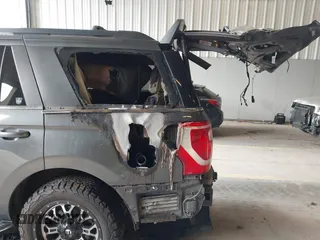 2018 Ford Expedition XLT z VIN 1FMJU1JT7JEA22830, wystawiony jako IAAI lot #42050739 z przebiegiem 114 529 mil mil oraz . Historia ofert i sprzedaży dostępna na DreamBid. Obrazek 6.