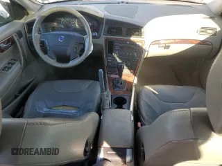 2005 Volvo XC70 with VIN YV1SZ592451180787, listed as a Copart auction lot 81856974 with 220,788 mi miles and Clean Title. Bid and sale history available at DreamBid. Image 8.