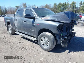 2021 Ram 2500 Big Horn with VIN 3C6UR5DJ8MG555486, listed as a IAAI auction lot 41816303 with 107,946 mi miles and . Bid and sale history available at DreamBid. Image 1.