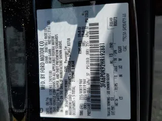 2017 Ford Fusion Titanium z VIN 3FA6P0K92HR192881, wystawiony jako Copart lot #61190515 z przebiegiem 109 834 mil mil oraz Szkoda całkowita • Salvage title. Historia ofert i sprzedaży dostępna na DreamBid. Obrazek 12.