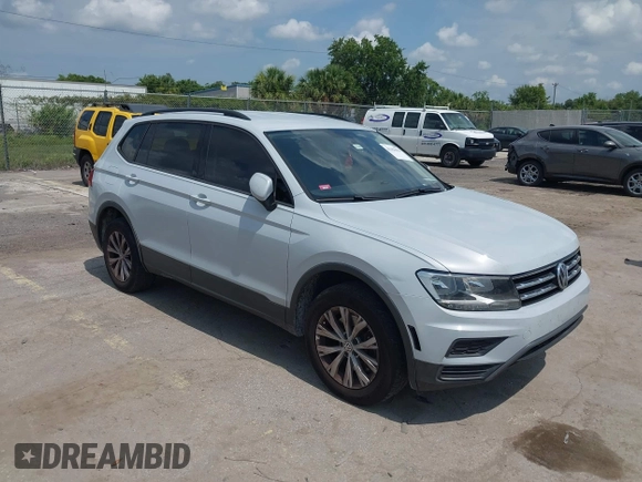 2018 Volkswagen Tiguan S с VIN 3VV1B7AX5JM097778, выставлен на аукционе IAAI как лот 42384582 с пробегом 244 180 миль миль и . История ставок и продаж доступна на DreamBid. Изображение 1.