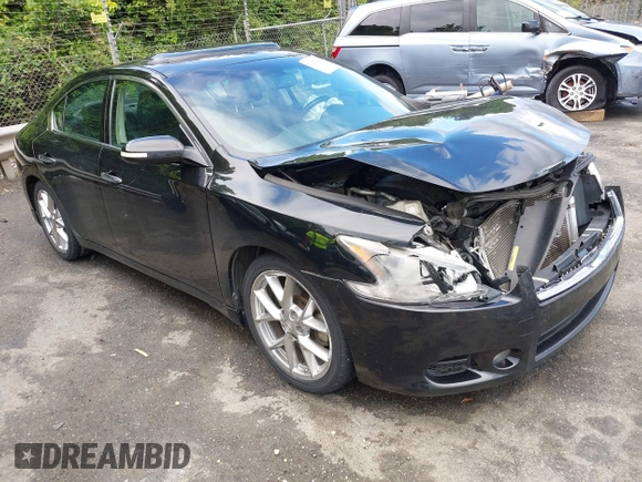 2010 Nissan Maxima SV z VIN 1N4AA5AP1AC823701, wystawiony jako IAAI lot #42257488 z przebiegiem 216 934 mil mil oraz . Historia ofert i sprzedaży dostępna na DreamBid. Obrazek 1.