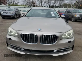 2013 BMW 7 Series 750Li xDrive with VIN WBAYF8C55DDE59031, listed as a Copart auction lot 52822935 with 152,284 mi miles and Clean Title. Bid and sale history available at carsss.com. Image 5.
