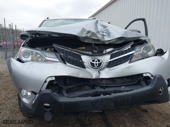 2015 Toyota RAV4 LE with VIN JTMBFREV0FD115750, listed as a IAAI auction lot 41827456 with 75,119 mi miles. Bid and sale history available at carsss.com. Image 6.
