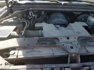 2018 Chevrolet Tahoe LT z VIN 1GNSKBKC6JR373862, wystawiony jako Copart lot #80098265 z przebiegiem 105 520 mil mil oraz Szkoda całkowita • Salvage title. Historia ofert i sprzedaży dostępna na DreamBid. Obrazek 16.