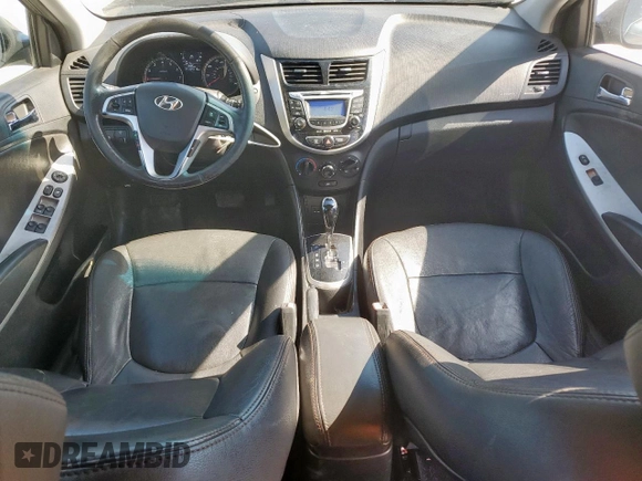2012 Hyundai Accent SE z VIN KMHCU5AE7CU005441, wystawiony jako Copart lot #56795225 z przebiegiem 137 116 mil mil oraz Szkoda całkowita • Salvage title. Historia ofert i sprzedaży dostępna na DreamBid. Obrazek 8.