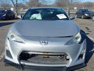 2013 Scion FR-S z VIN JF1ZNAA11D1716322, wystawiony jako IAAI lot #41321811 z przebiegiem 108 272 mil mil oraz . Historia ofert i sprzedaży dostępna na DreamBid. Obrazek 12.