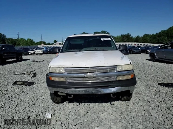 2000 Chevrolet Tahoe LS with VIN 1GNEK13T2YJ203352, listed as a Copart auction lot 58077765 with 314,293 mi miles and Salvage title. Bid and sale history available at DreamBid. Image 14.