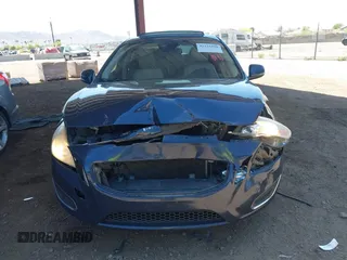 2012 Volvo S60 T5 с VIN YV1622FS6C2076723, выставлен на аукционе IAAI как лот 42125298 с пробегом 165 184 миль миль и . История ставок и продаж доступна на DreamBid. Изображение 6.
