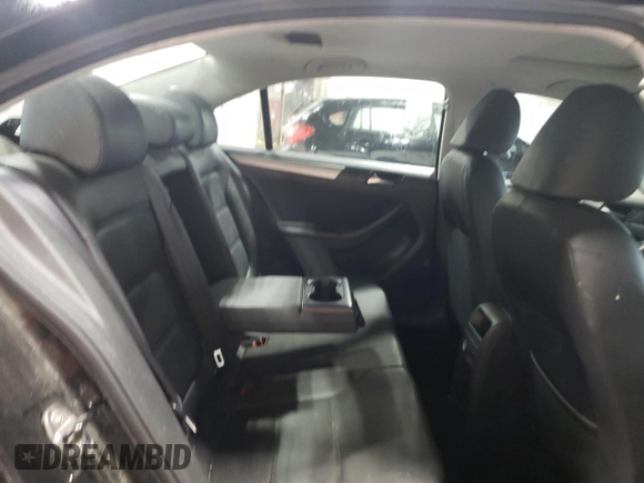 2011 Volkswagen Jetta TDI with VIN 3VWLL7AJXBM093417, listed as a Copart auction lot 57710435 with 104,484 mi miles and Clean title. Bid and sale history available at DreamBid. Image 10.