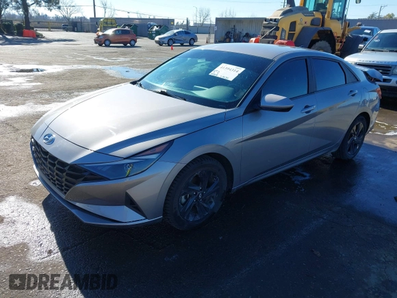 2023 Hyundai Elantra Blue z VIN KMHLM4AJ7PU059237, wystawiony jako IAAI lot #41394314 z przebiegiem 34 248 mil mil oraz . Historia ofert i sprzedaży dostępna na DreamBid. Obrazek 18.