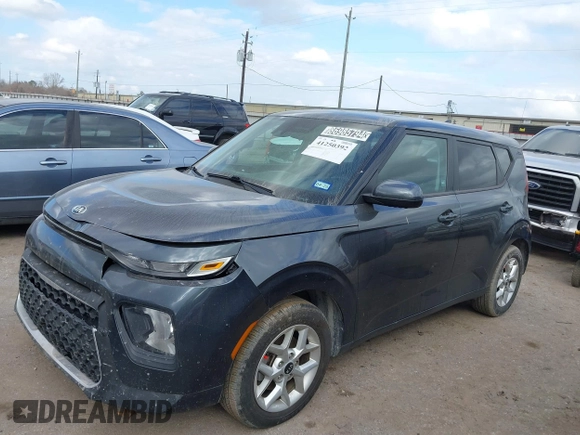 2021 Kia Soul S with VIN KNDJ23AU0M7746236, listed as a IAAI auction lot 41250392 with 72,571 mi miles and . Bid and sale history available at DreamBid. Image 6.