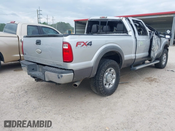 2012 Ford F-250 XL with VIN 1FT7W2B63CEA95428, listed as a IAAI auction lot 42040315 with 186,595 mi miles and . Bid and sale history available at DreamBid. Image 4.