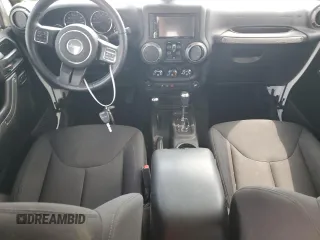 2018 Jeep Wrangler Unlimited Sport S with VIN 1C4HJWDG7JL925191, listed as a Copart auction lot 60203105 with Not provided miles and Salvage title. Bid and sale history available at DreamBid. Image 8.