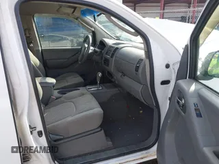 2007 Nissan Frontier SE z VIN 1N6AD07UX7C421926, wystawiony jako IAAI lot #41510697 z przebiegiem 273 908 mil mil oraz . Historia ofert i sprzedaży dostępna na DreamBid. Obrazek 5.