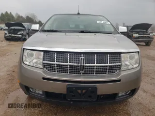 2008 Lincoln MKX with VIN 2LMDU88C68BJ32838, listed as a Copart auction lot 53742445 with 204,749 mi miles and Salvage title. Bid and sale history available at DreamBid. Image 5.