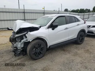 2022 Mitsubishi Eclipse Cross LE z VIN JA4ASVAA1NZ013596, wystawiony jako Copart lot #62138864 z przebiegiem 22 683 mil mil oraz Szkoda całkowita • Salvage title. Historia ofert i sprzedaży dostępna na DreamBid. Obrazek 1.