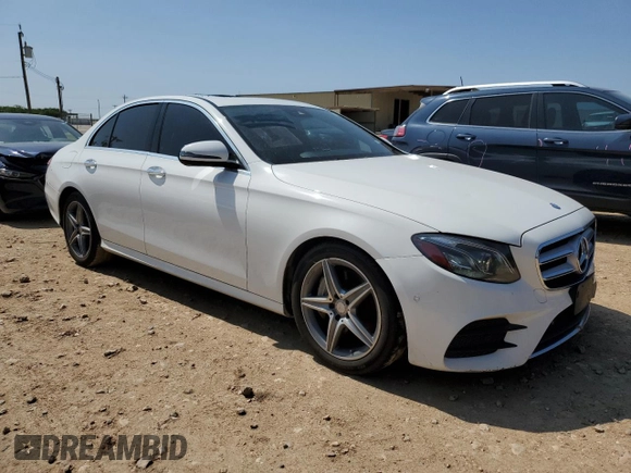 2017 Mercedes-Benz E 300 Luxury with VIN WDDZF4KB5HA041036, listed as a Copart auction lot 53198655 with 105,824 mi miles and Clean title. Bid and sale history available at DreamBid. Image 4.