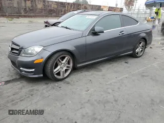 2013 Mercedes-Benz C 250 with VIN WDDGJ4HB9DF993127, listed as a Copart auction lot 86219094 with 103,560 mi miles and Salvage title. Bid and sale history available at DreamBid. Image 1.
