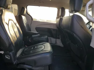 2018 Chrysler Pacifica Touring L with VIN 2C4RC1BG8JR124054, listed as a Copart auction lot 49787405 with 123,801 mi miles and Salvage Title. Bid and sale history available at DreamBid. Image 11.