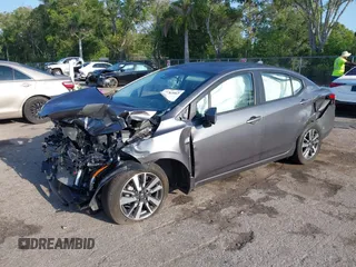 2022 Nissan Versa SV z VIN 3N1CN8EV0NL863749, wystawiony jako IAAI lot #42182063 z przebiegiem 11 718 mil mil oraz . Historia ofert i sprzedaży dostępna na DreamBid. Obrazek 2.