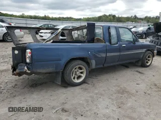 1994 Toyota Pickup DX with VIN JT4RN93P7R5098658, listed as a Copart auction lot 70644624 with 137,379 mi miles and Salvage title. Bid and sale history available at DreamBid. Image 3.