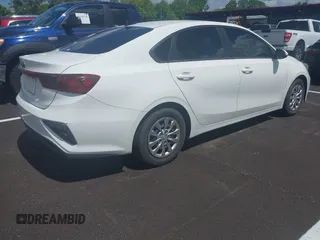 2019 Kia Forte LXS with VIN 3KPF24AD0KE010499, listed as a IAAI auction lot 42198922 with 188,674 mi miles and . Bid and sale history available at DreamBid. Image 4.