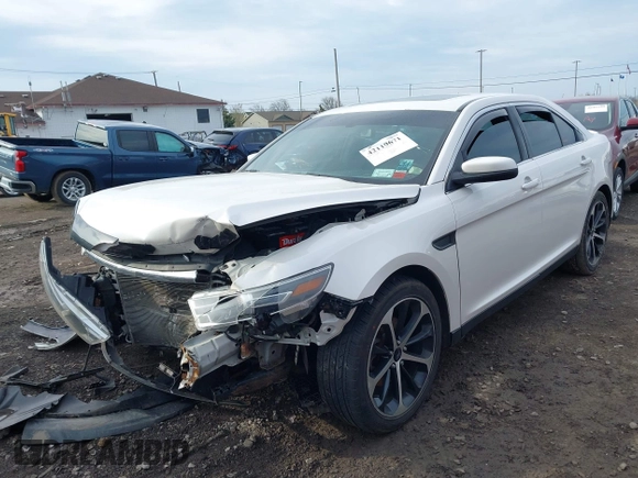 2015 Ford Taurus SEL with VIN 1FAHP2E89FG125416, listed as a IAAI auction lot 42119671 with 190,808 mi miles and . Bid and sale history available at carsss.com. Image 2.