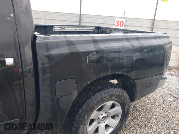 2004 Nissan Titan LE with VIN 1N6AA07A24N512509, listed as a IAAI auction lot 41075523 with 270,302 mi miles and . Bid and sale history available at DreamBid. Image 6.