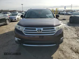 2013 Toyota Highlander Limited with VIN 5TDDK3EH7DS200260, listed as a Copart auction lot 44537275 with 144,599 mi miles and Non repairable. Bid and sale history available at DreamBid. Image 5.