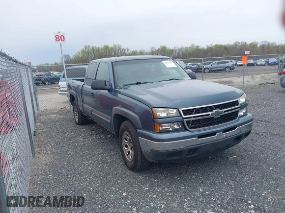 2006 Chevrolet Silverado 1500 LT3 with VIN 1GCEK19Z06Z198252, listed as a IAAI auction lot 42016369 with 317,834 mi miles and . Bid and sale history available at DreamBid. Image 1.